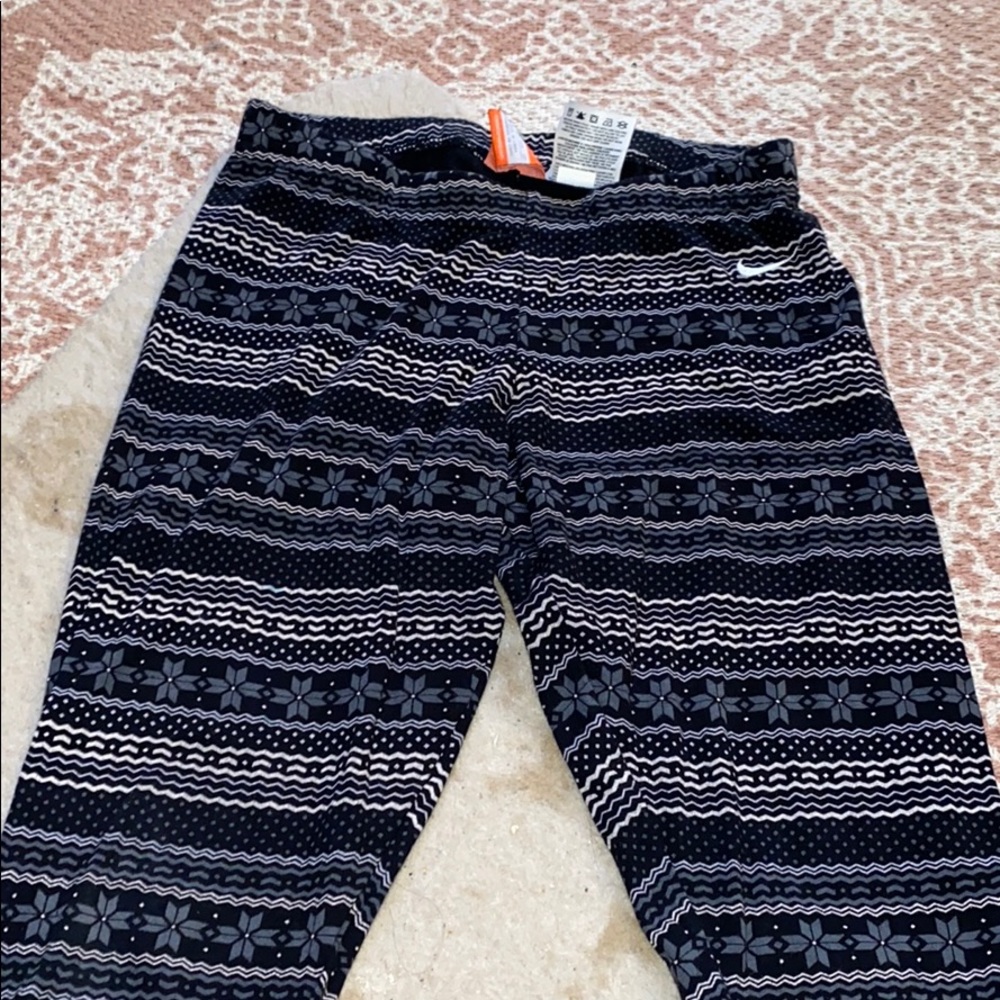 NIKE LEGGINGS